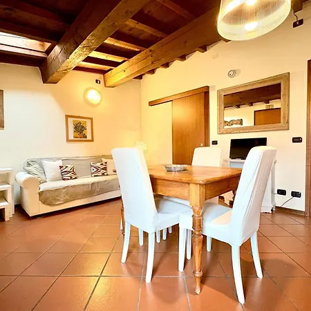 Rooftop Retreat Appartamento Verona