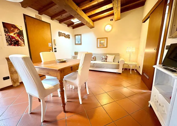 Rooftop Retreat Appartamento Verona