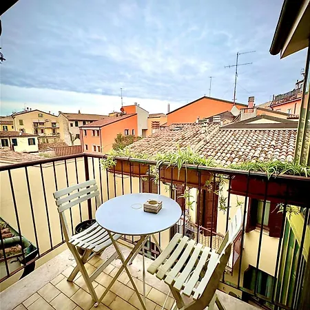 Rooftop Retreat Apartment Verona